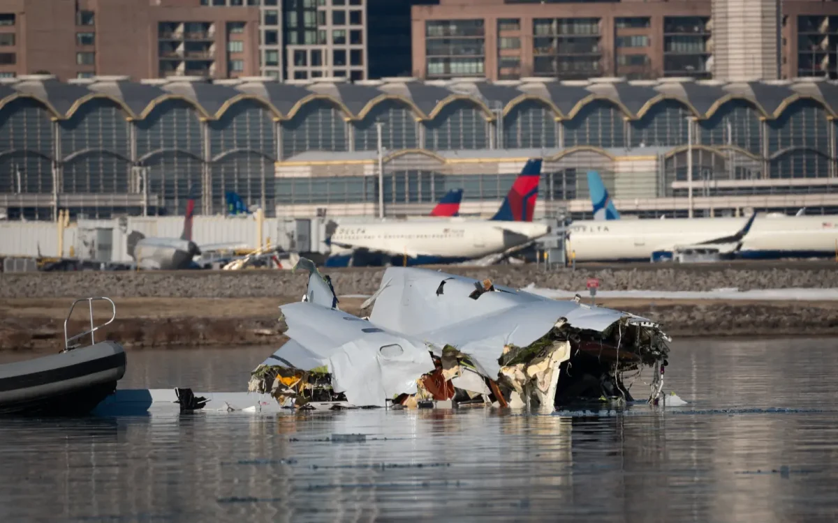 Washington D.C. Plane Crash Leaves No Survivors