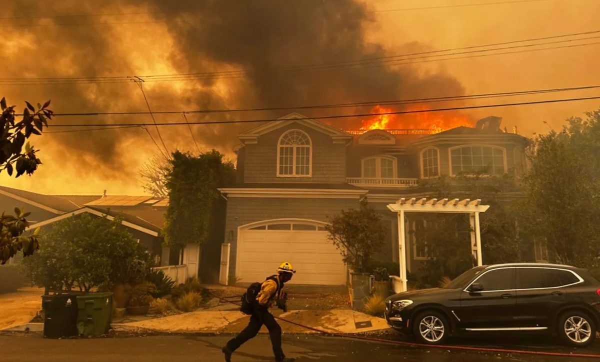 California Wildfires Force Thousands to Evacuate