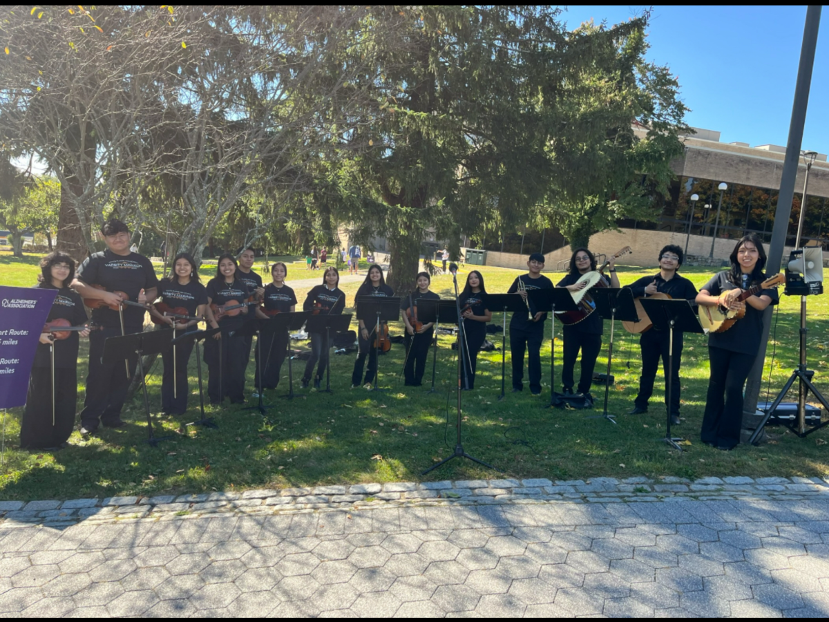 Mariachi Club Ad