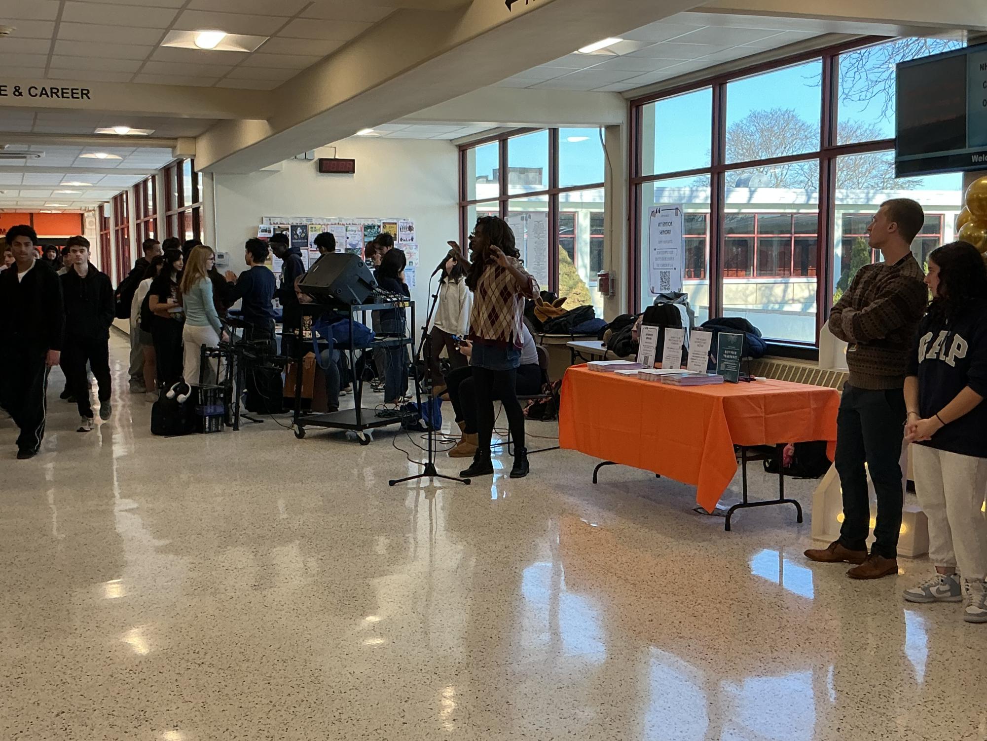 Scenes from the WPHS Holiday Bazaar