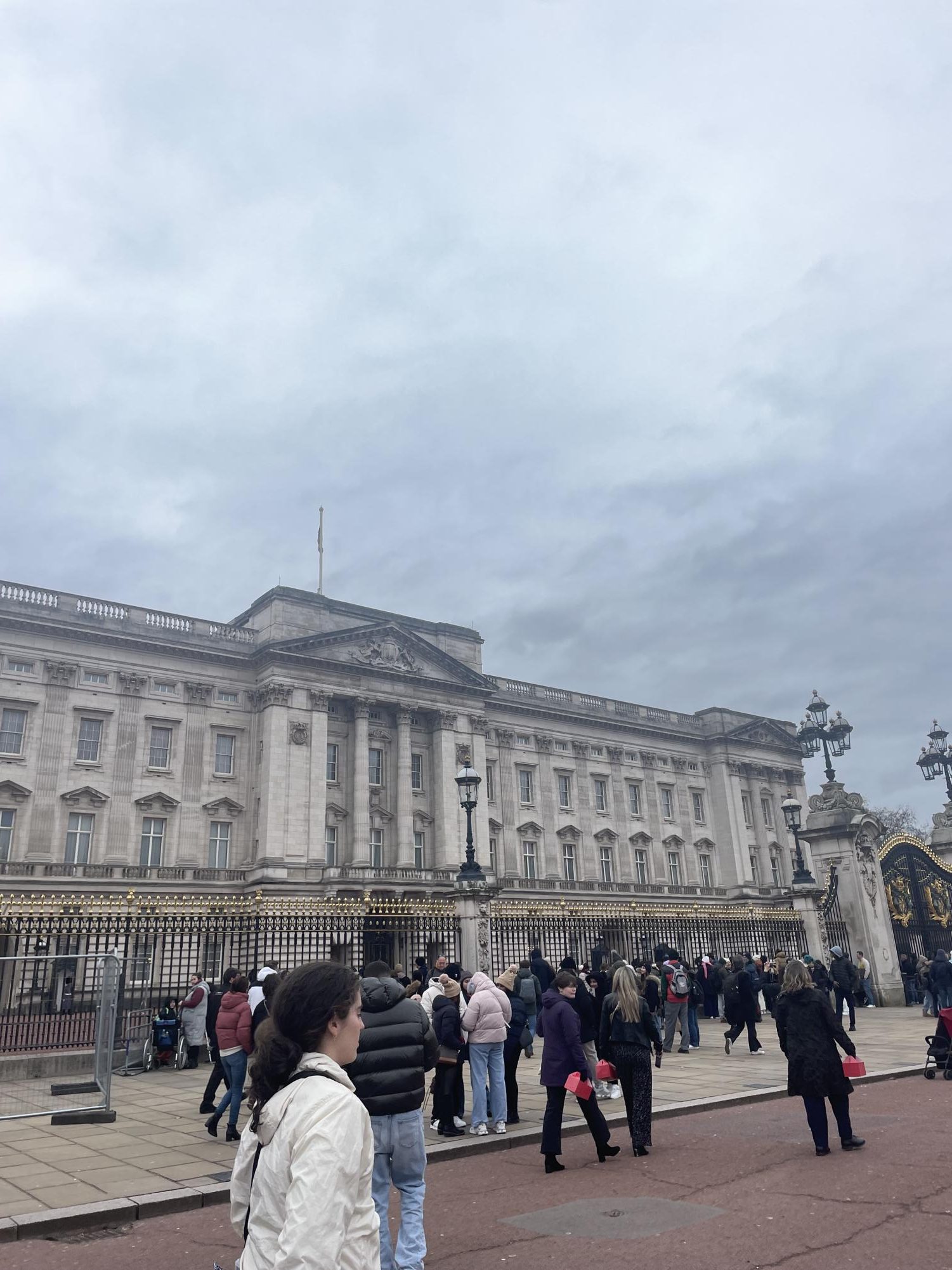 WPHS Juniors and Seniors Travel to Paris and London