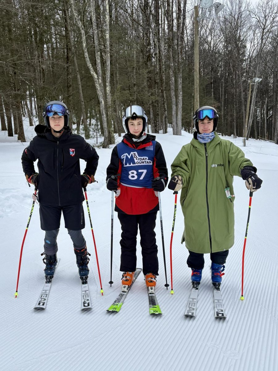 Alpine Ski Team Closes Out a Successful First Season